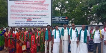 கோவில்பட்டி தாசில்தாரை கண்டித்து விவசாயிகள் பொதுமக்கள் ஆர்ப்பாட்டம்